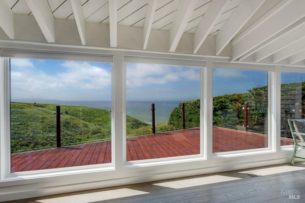 Property Photo: 615 Swan Drive CA 94923