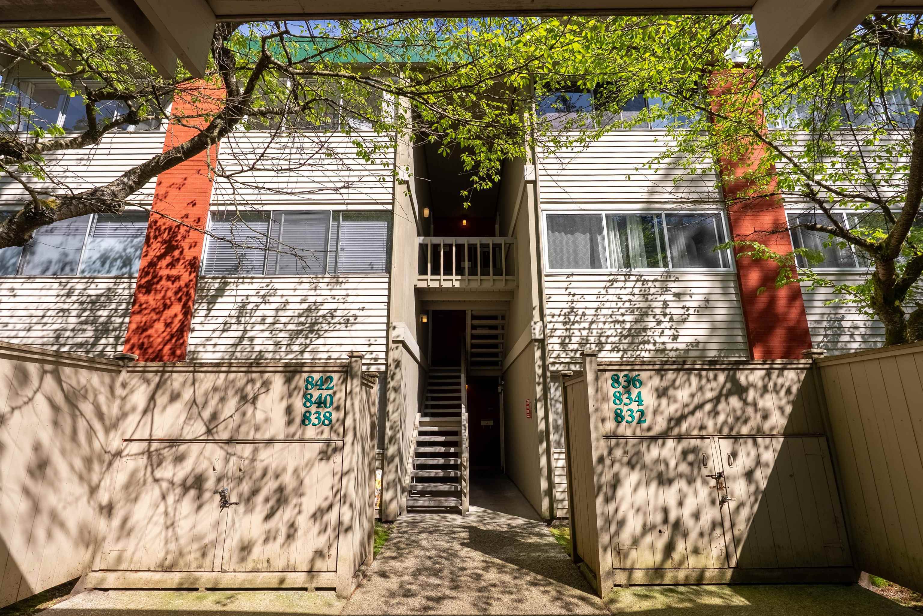 Property Photo: 842 Westview Crescent BC V7N 3Y1
