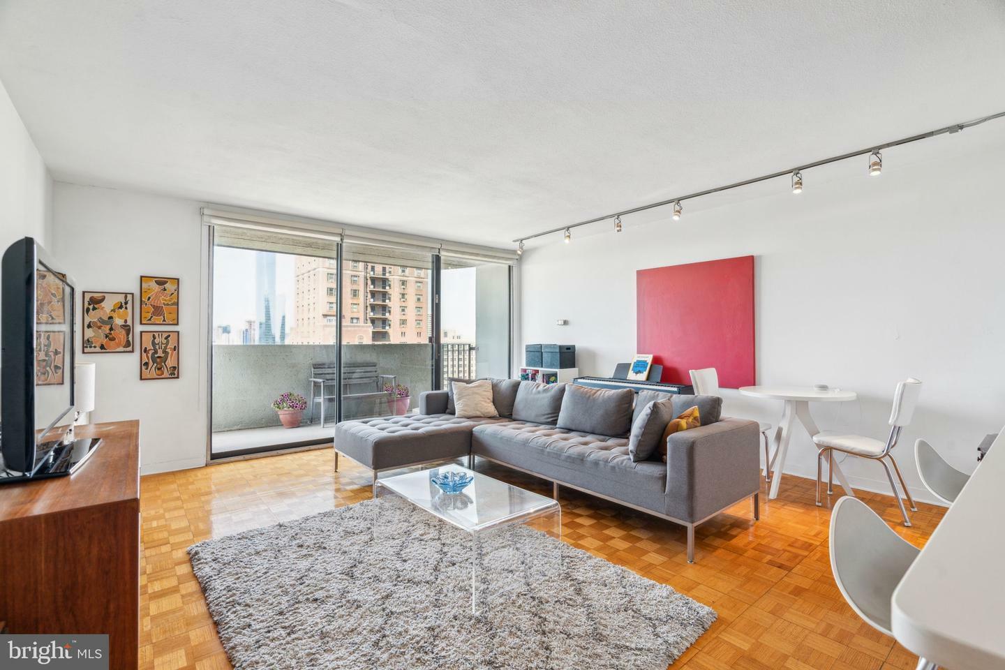 224 W Rittenhouse Square 30 1914  Philadelphia PA 19103 photo