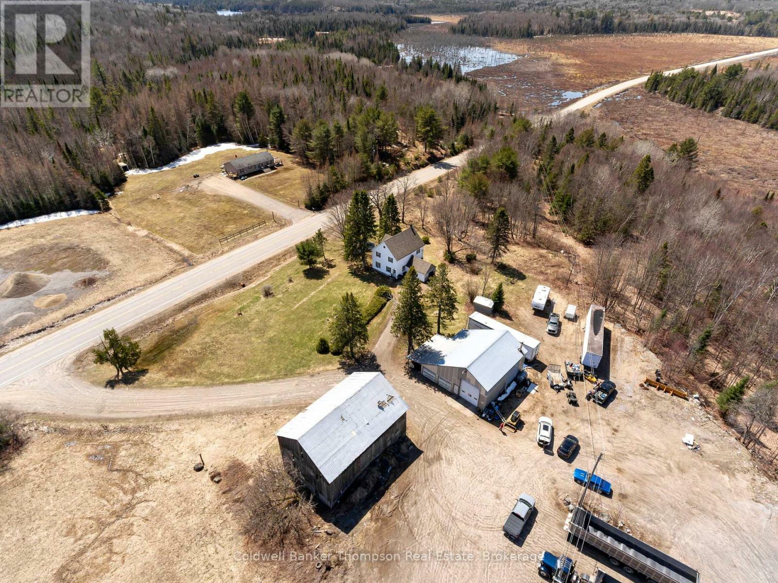 Photo de la propriété: 1764 518 Highway West ON P0A 1Y0