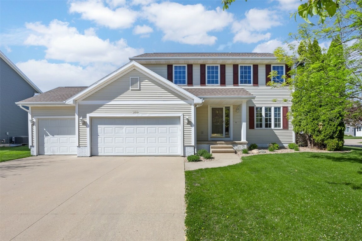 900 Chesterfield NE  Cedar Rapids IA 52402 photo