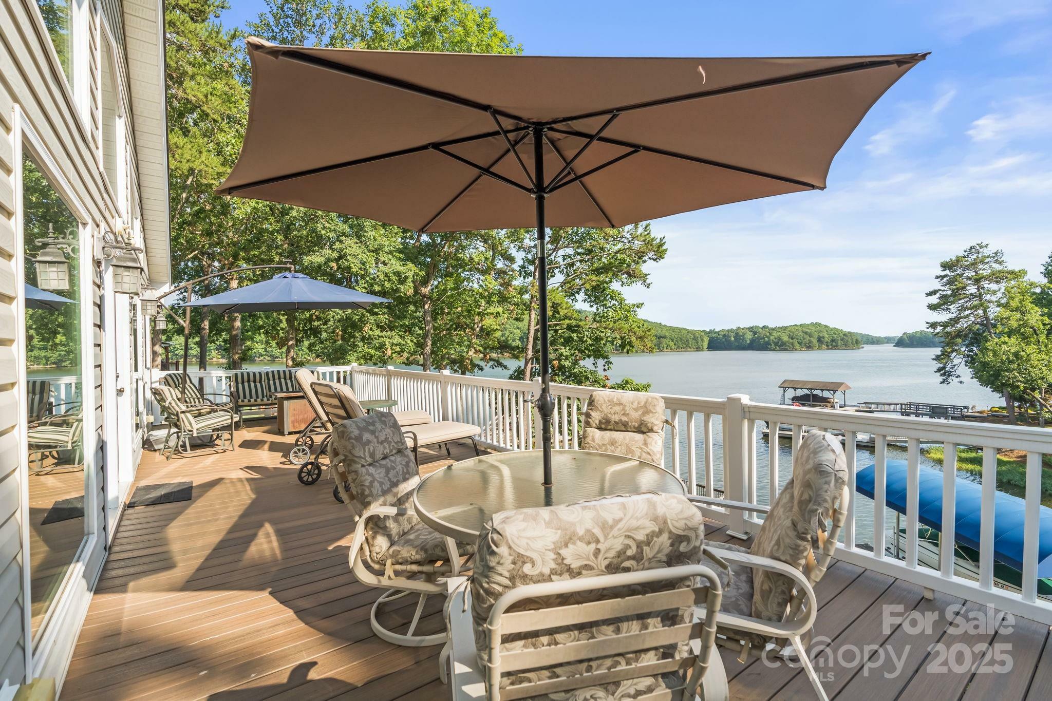 Property Photo:  592 Shoreline Road  NC 28127 