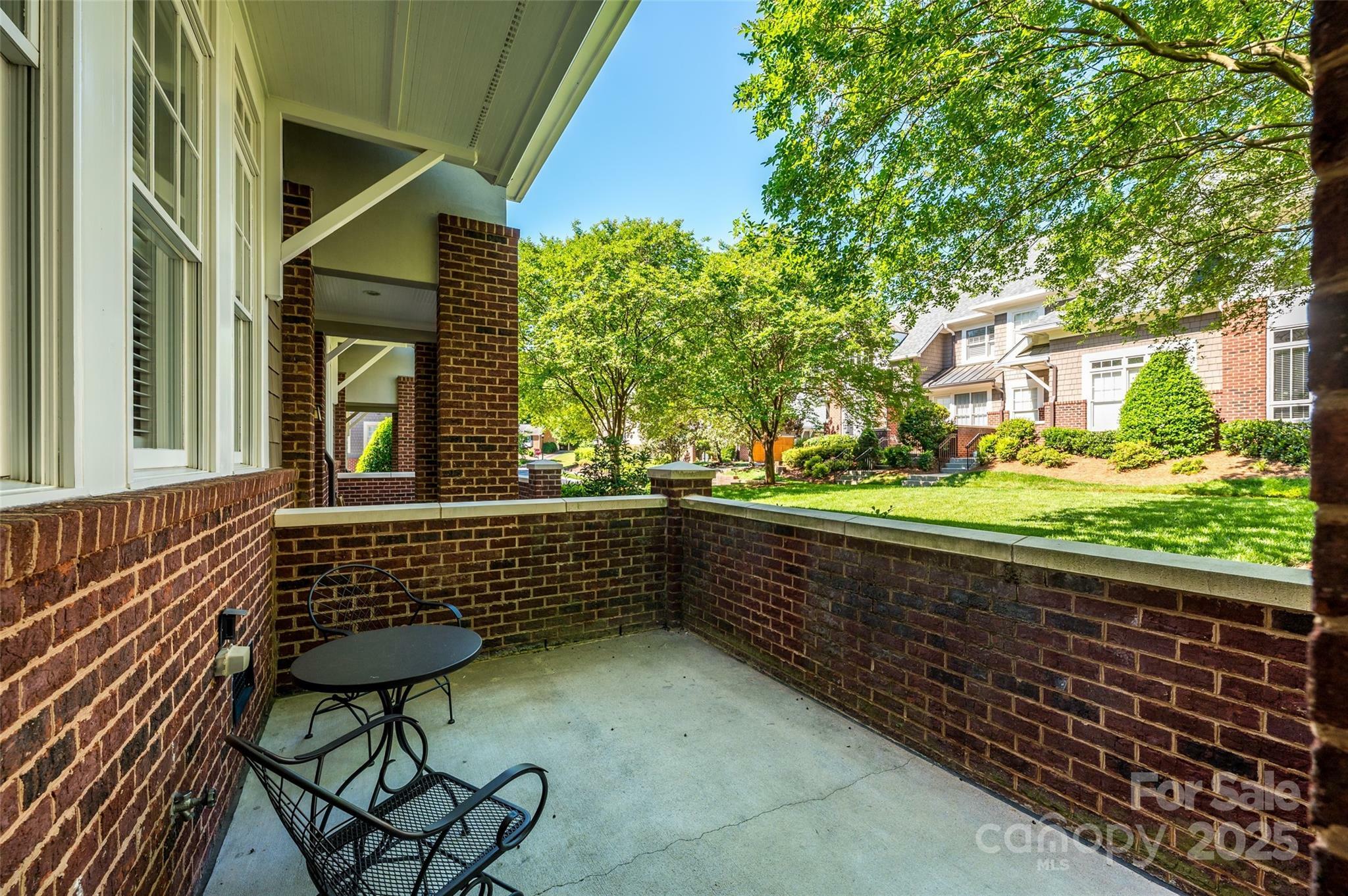 Property Photo: 6312 Mission Place NC 28210