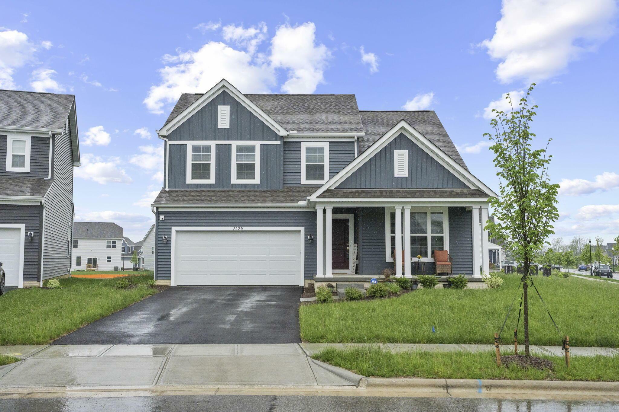 Property Photo: 8129 Rhoderick Circle OH 43068