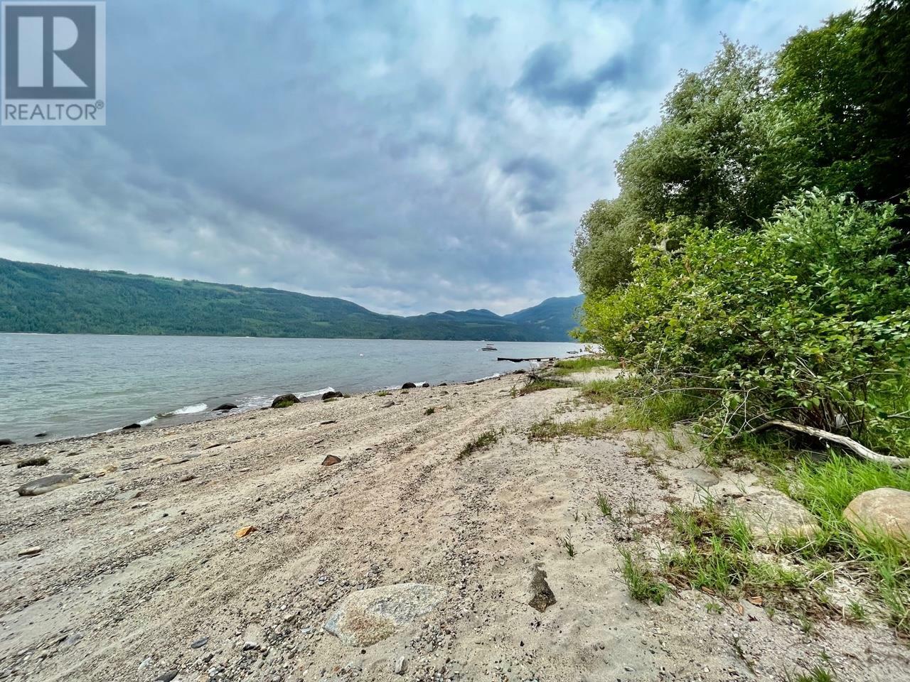 Photo de la propriété: Lot 8 East Anstey Arm Bay BC V0E 2V0