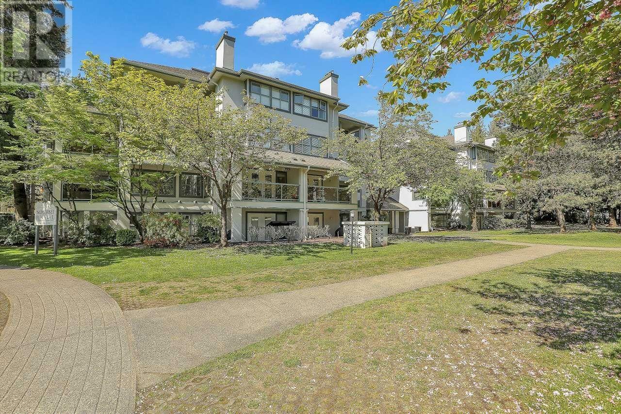 Property Photo: 7025 Stride Avenue Ph6a BC V3N 4Y1
