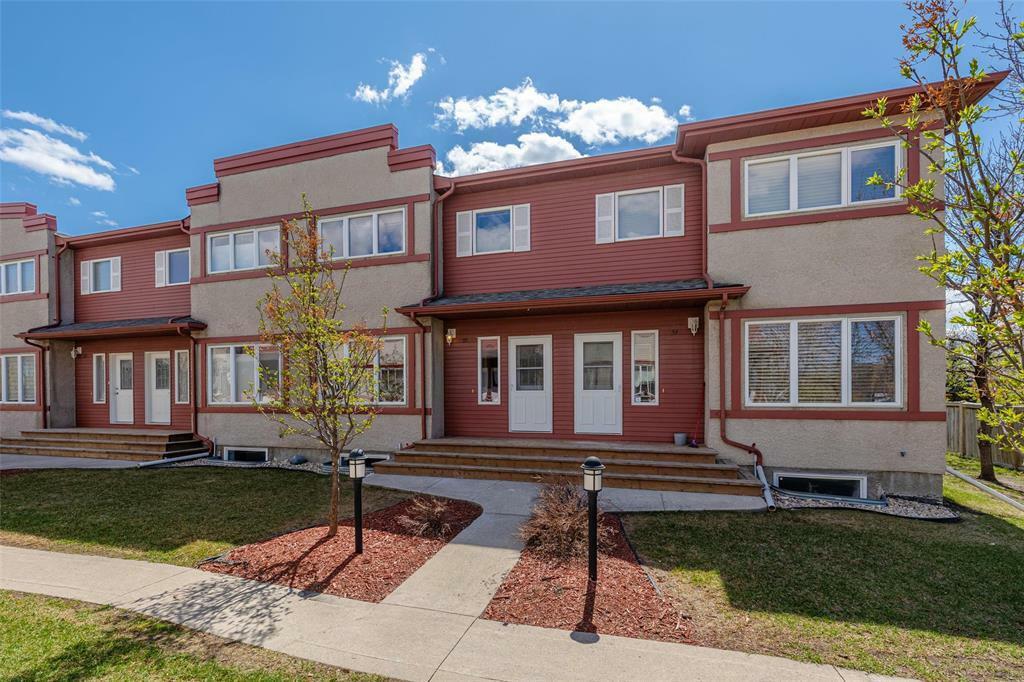 Property Photo:  1010 Wilkes Avenue  MB R3P 2S4 
