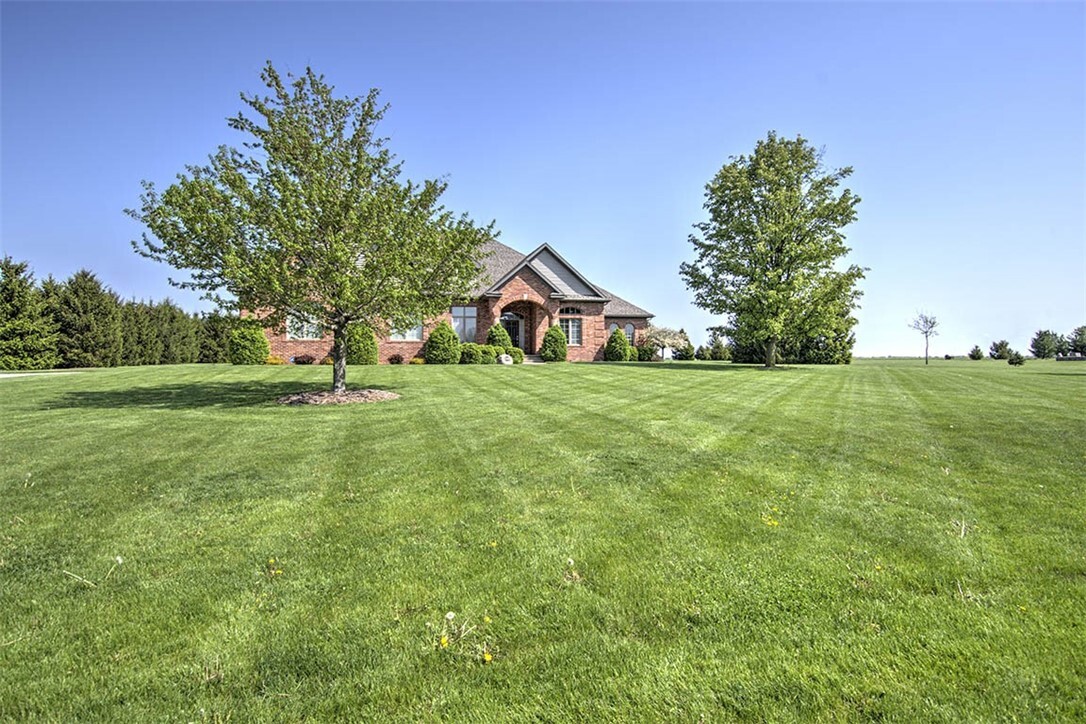 Property Photo: 8380 Russell Circle IL 61925
