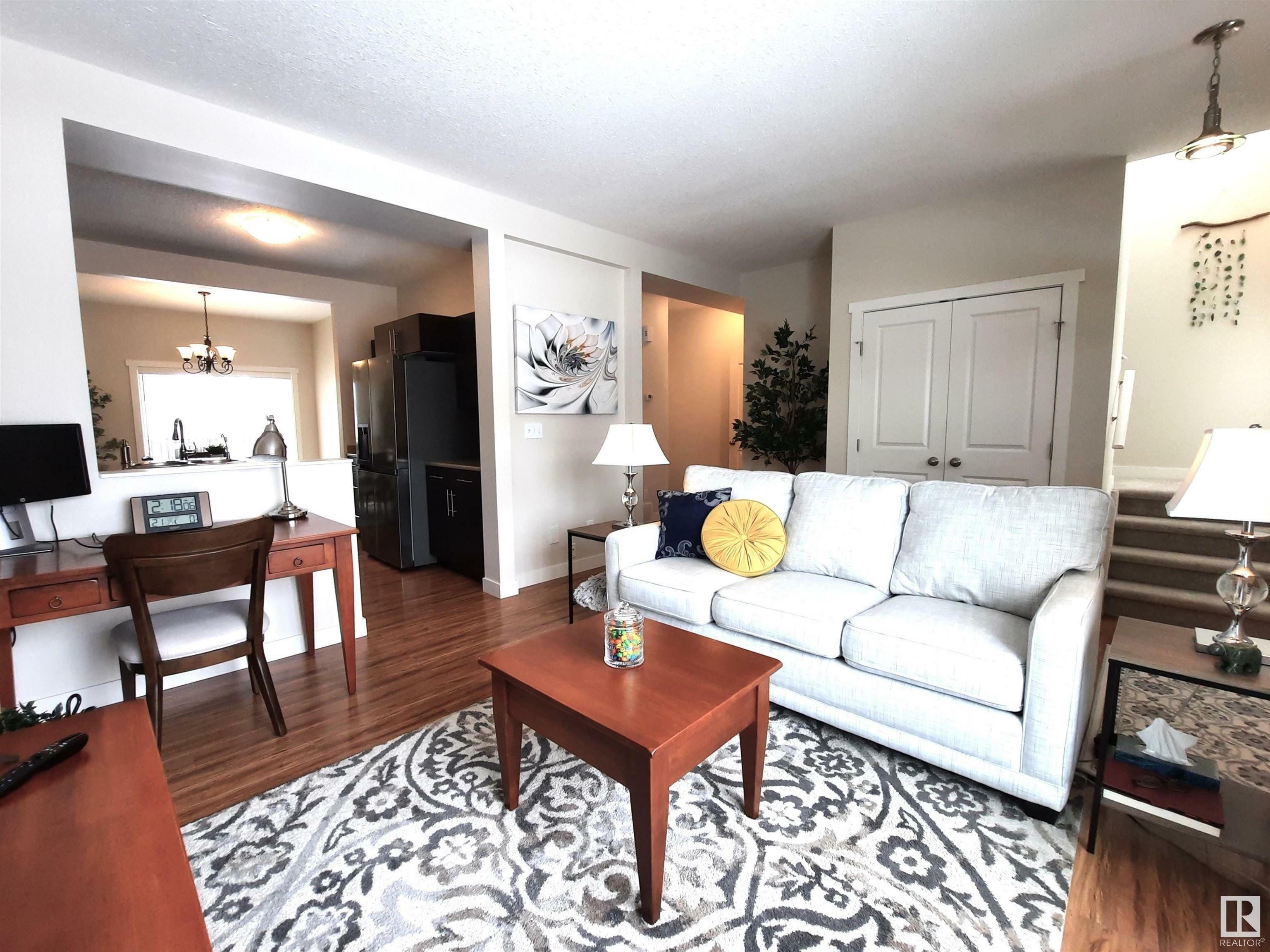 300 Queen Street 7  Spruce Grove AB T7X 2J1 photo