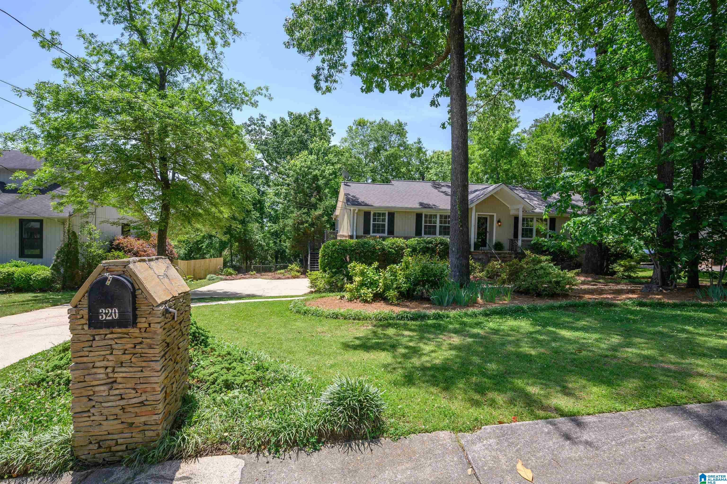 Property Photo: 320 Cambo Lane AL 35244