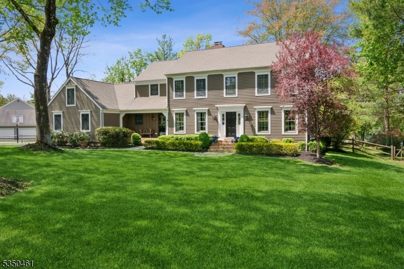 11 Pheasant Run  Peapack Gladstone Boro NJ 07934 photo