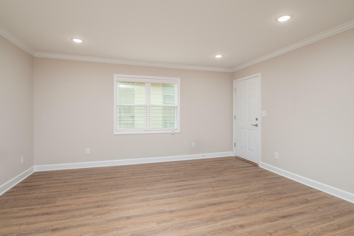 Property Photo: 1120 E Lee Boulevard #Y-199 MS 39759