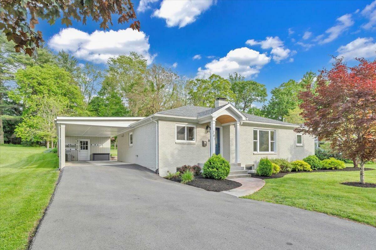 Property Photo: 287 Mathews Street WV 24901