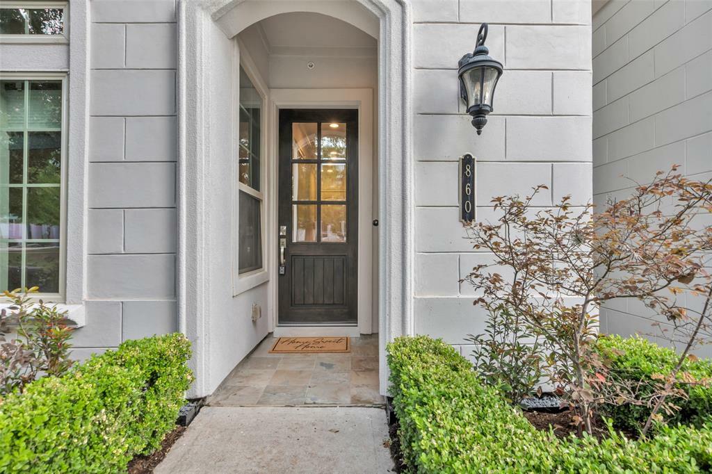 Property Photo: 860 Dunleigh Meadows Lane TX 77055