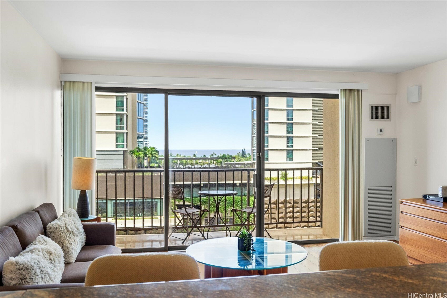 Property Photo: 2140 Kuhio Avenue 1005 HI 96815