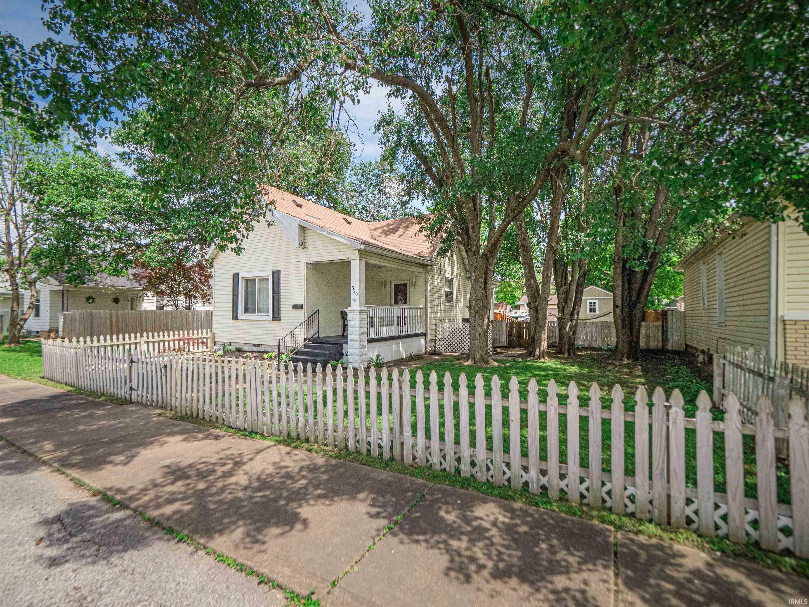 Property Photo: 320 S Walker Avenue IN 47712