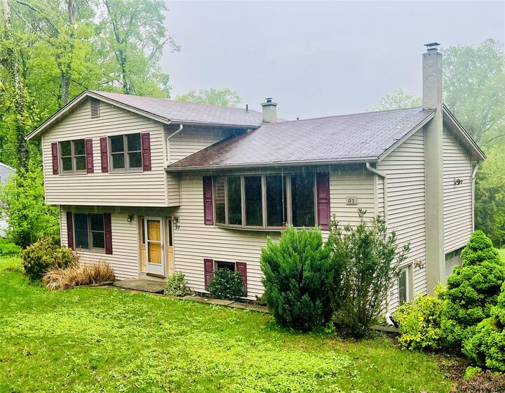 51 Pine Court  Middletown NY 10941 photo