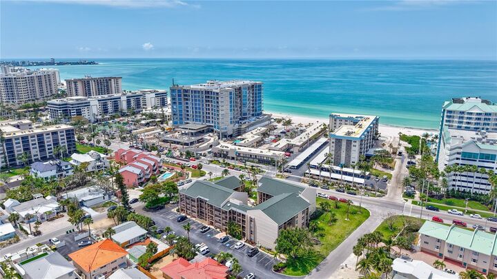 845 Benjamin Franklin Drive 302  Sarasota FL 34236 photo