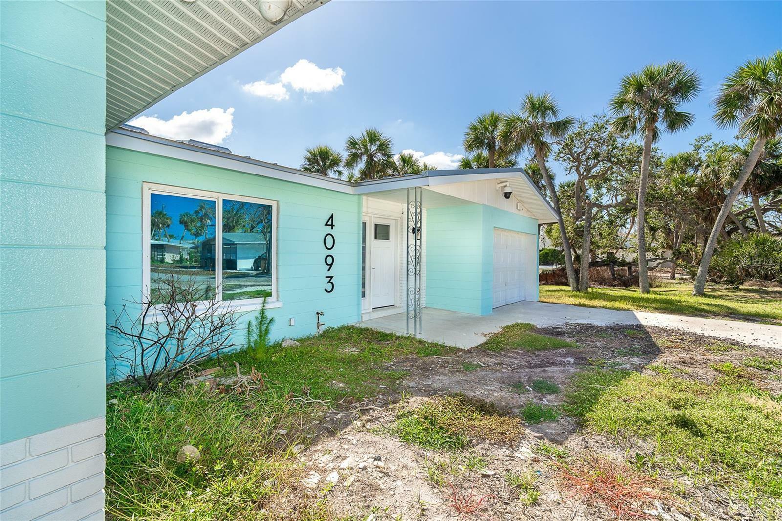 Property Photo: 4093 Pelican Shores Circle FL 34223
