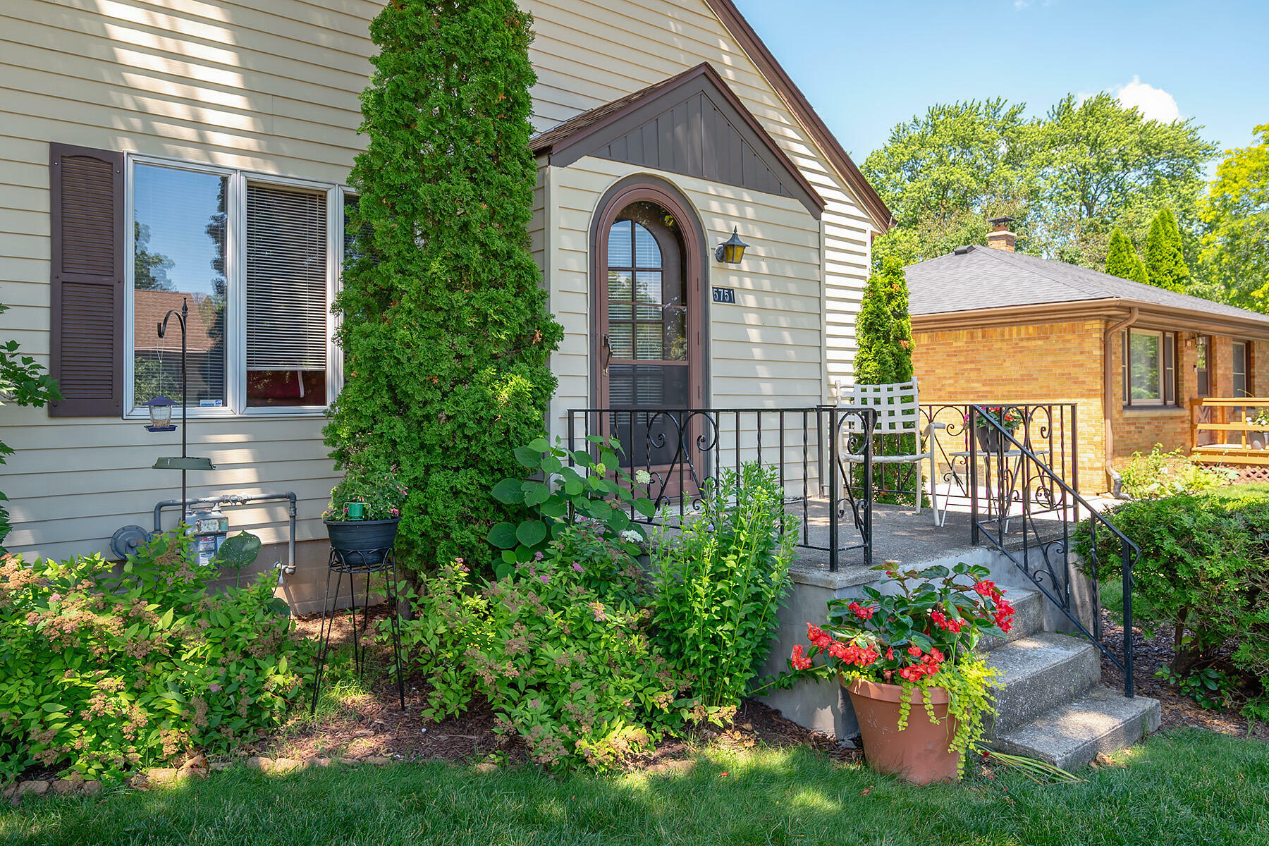 Property Photo: 5751 S 42nd St WI 53221