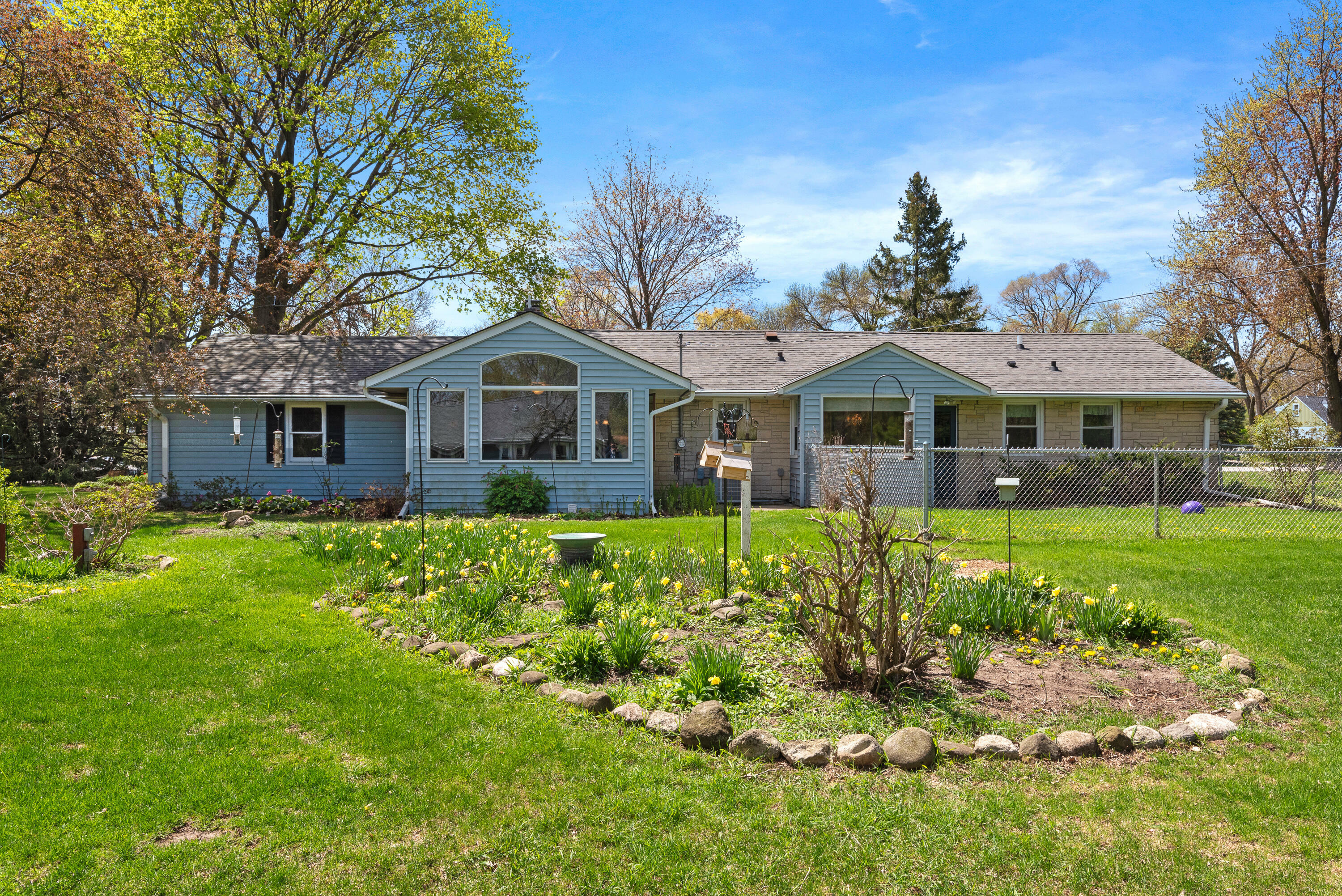 Property Photo: 13514 W Cardinal Pkwy WI 53151