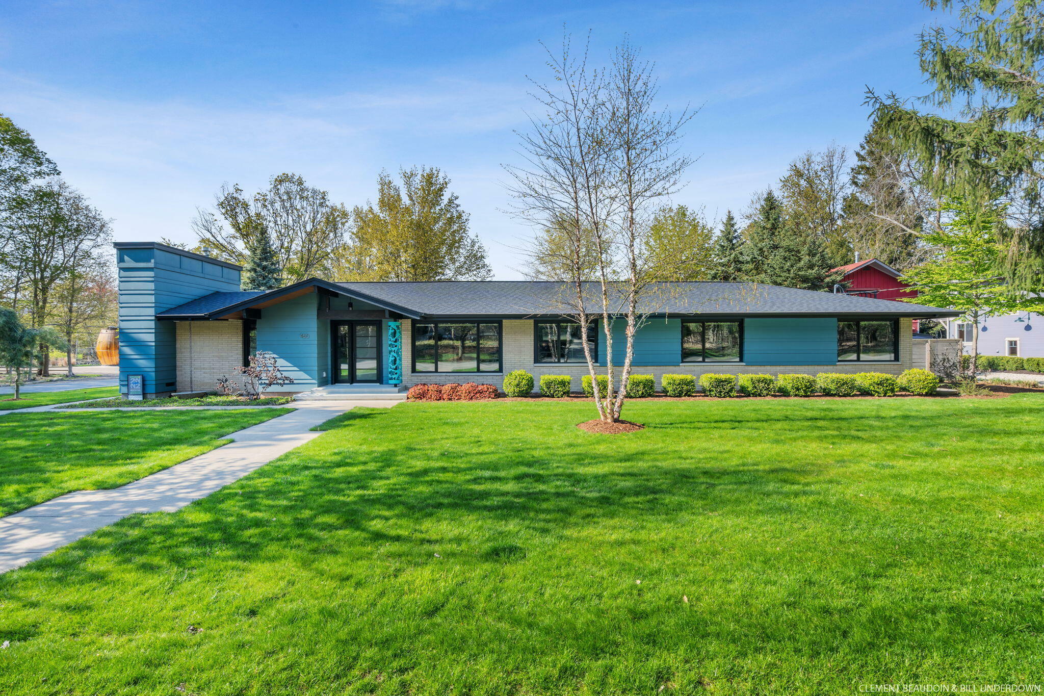 Property Photo: 460 Fremont Street MI 49406