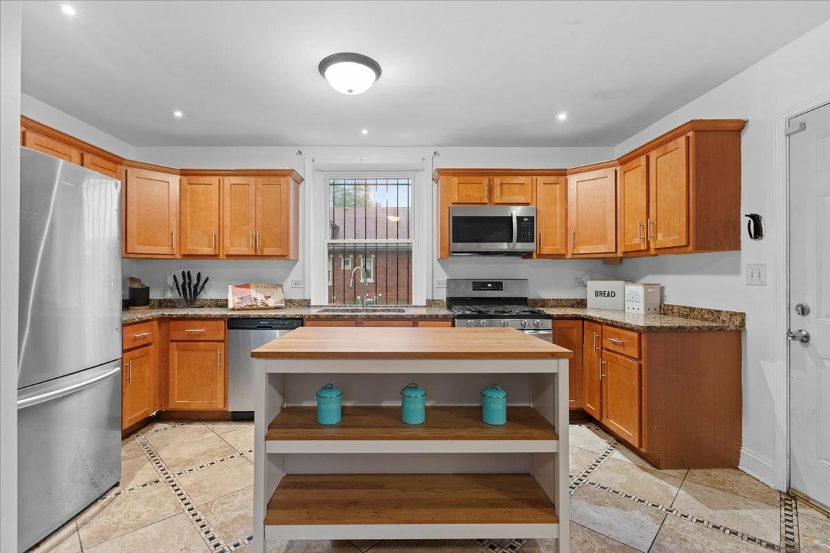 Property Photo: 7711 S Throop Street IL 60620