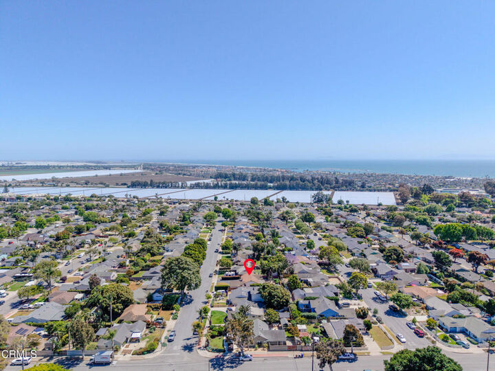 Property Photo:  431 Eva Street  CA 93003 