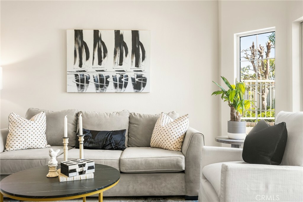 Property Photo: 19 Jefferson CA 92620