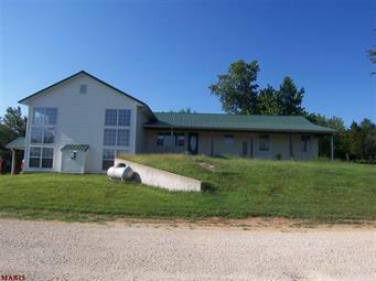 Property Photo: 13576 State Road E MO 63020