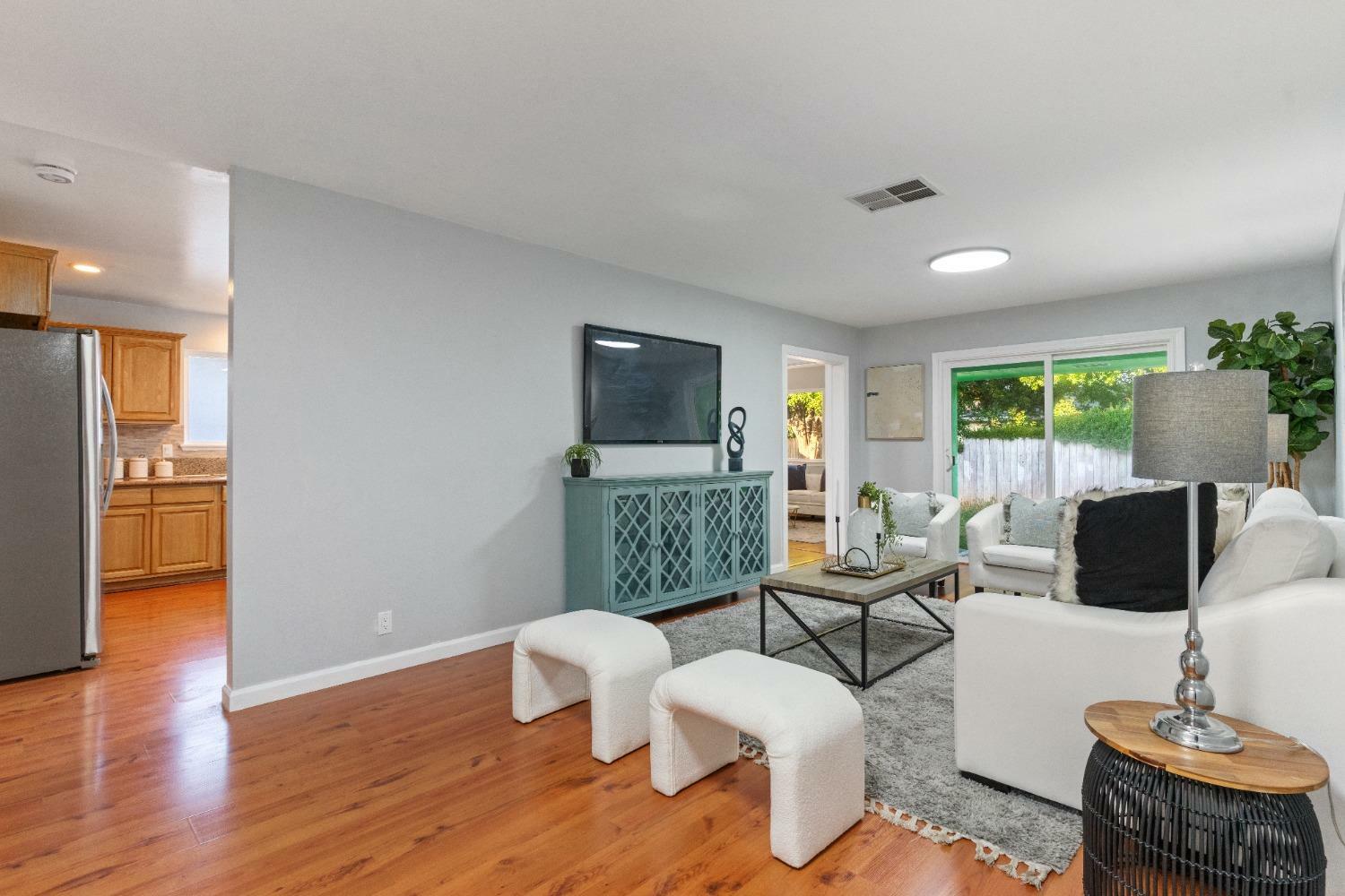7477 21st Street  Sacramento CA 95822 photo