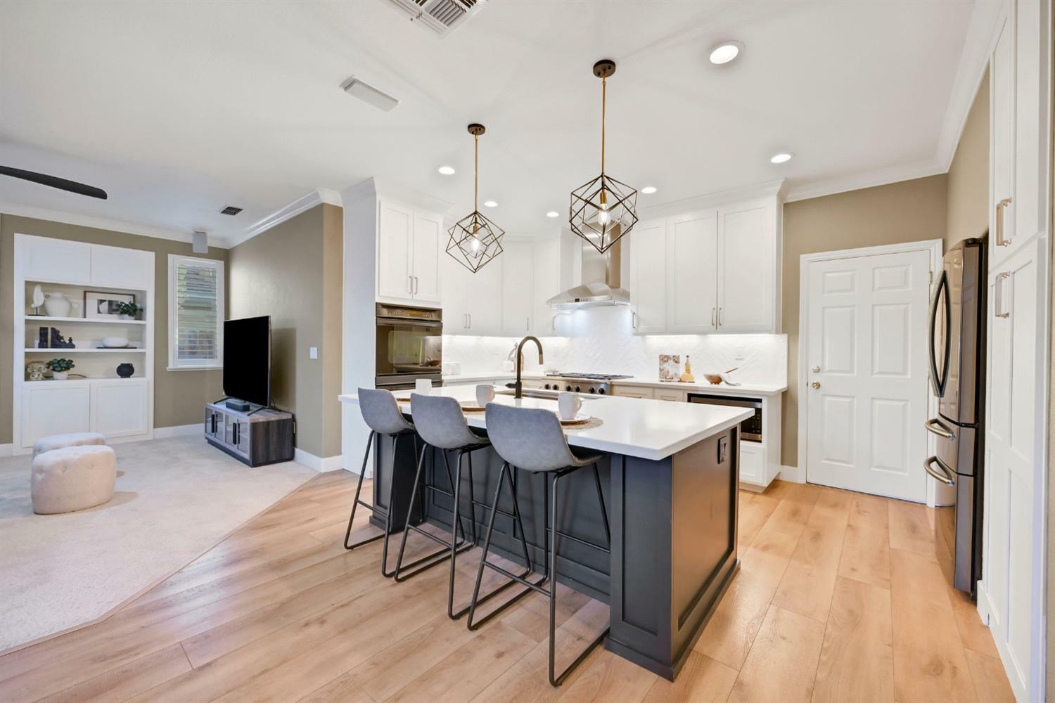 Property Photo: 961 Glennfinnan Way CA 95630