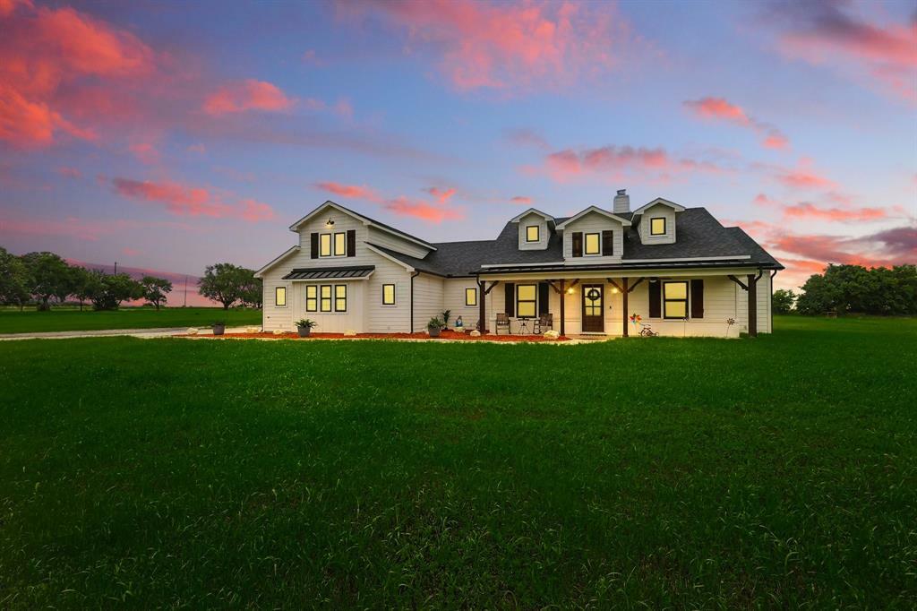 Property Photo: 3728 George Owens Road TX 76259