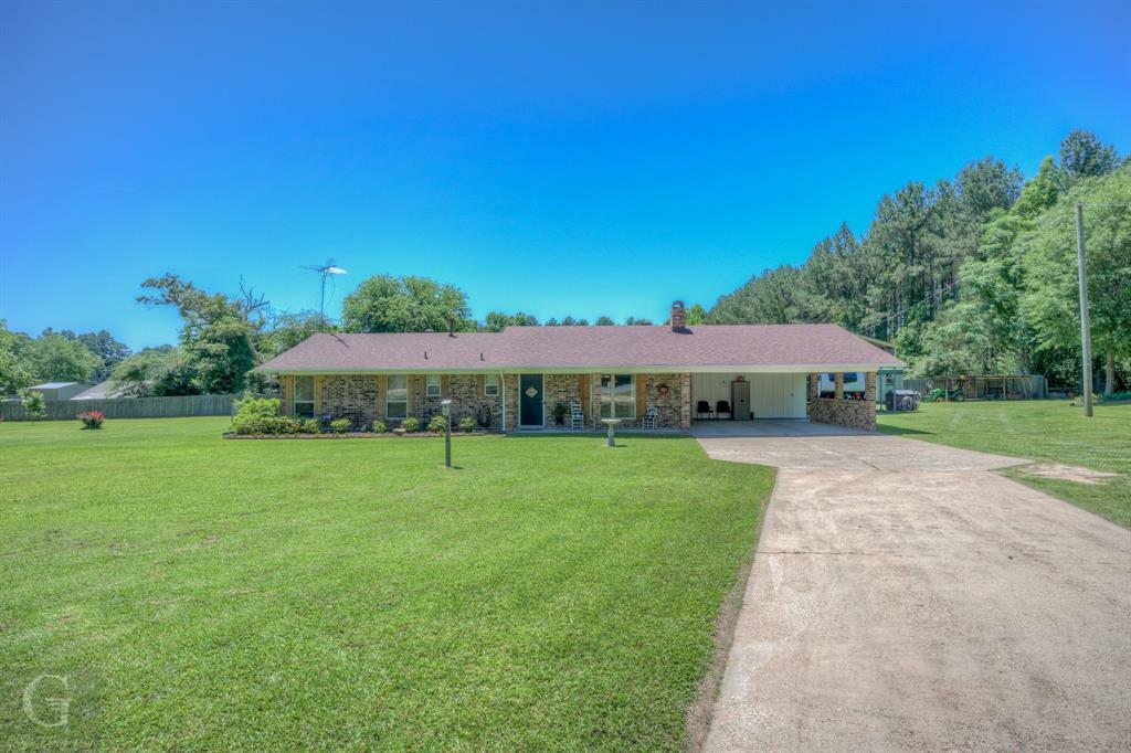 Property Photo: 451 Burney Street LA 71019