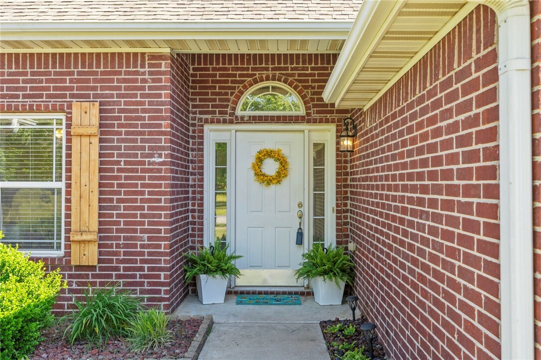 Property Photo: 3540 W Clearwood Drive AR 72704