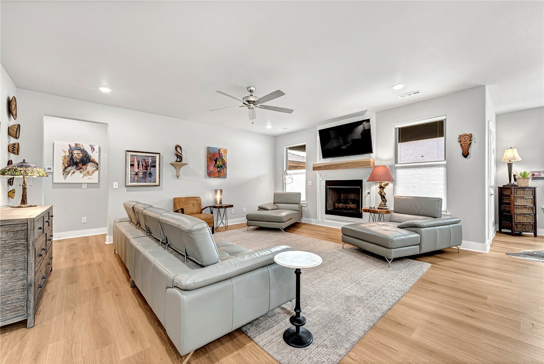 Property Photo: 2227 Riggins Avenue AR 72751