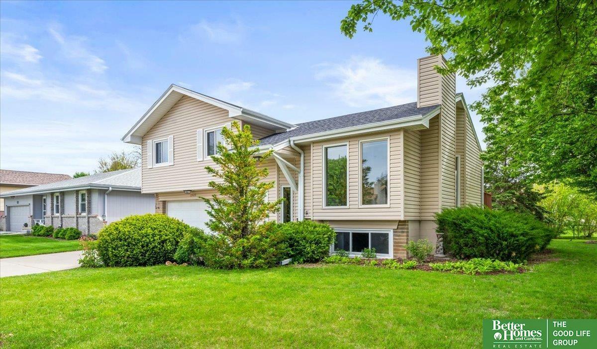 Property Photo: 13405 S 34th Avenue NE 68123