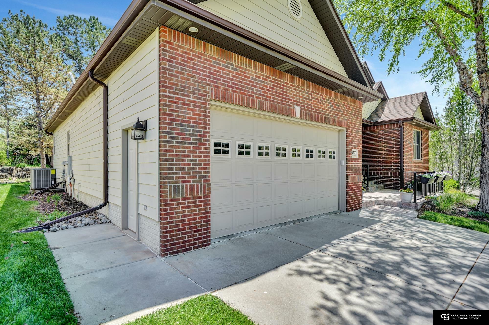 Property Photo: 4700 Firebush Lane NE 68516