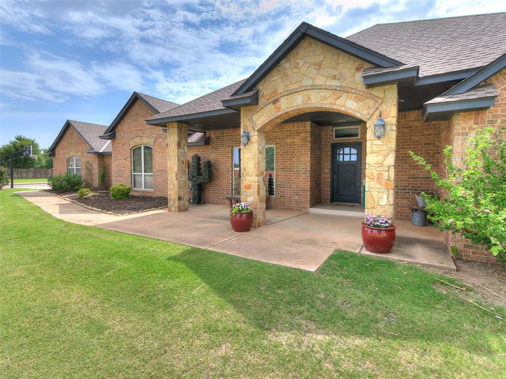 Property Photo: 651 Shirley Lane NE OK 73078