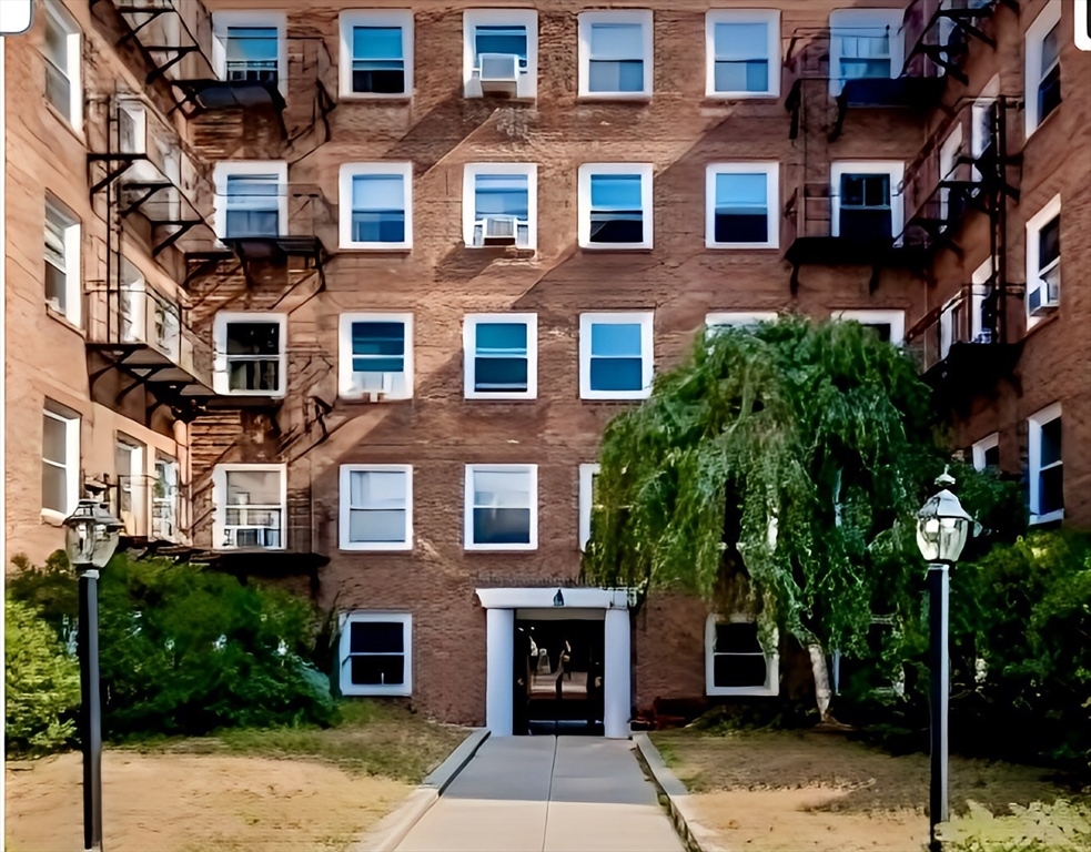 Property Photo: 395 Broadway R3f MA 02139