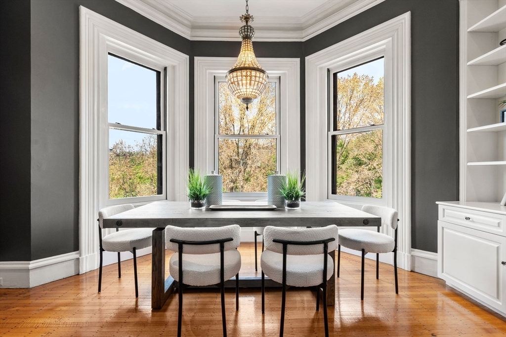 Property Photo: 148 Commonwealth Ave 301 MA 02116