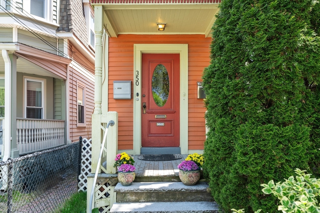 Property Photo: 350 Pearl St 1 MA 02139