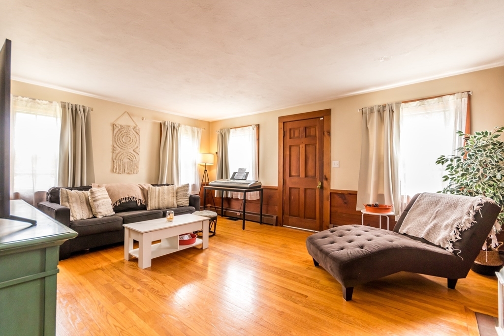 Property Photo: 1003 Point Rd MA 02738