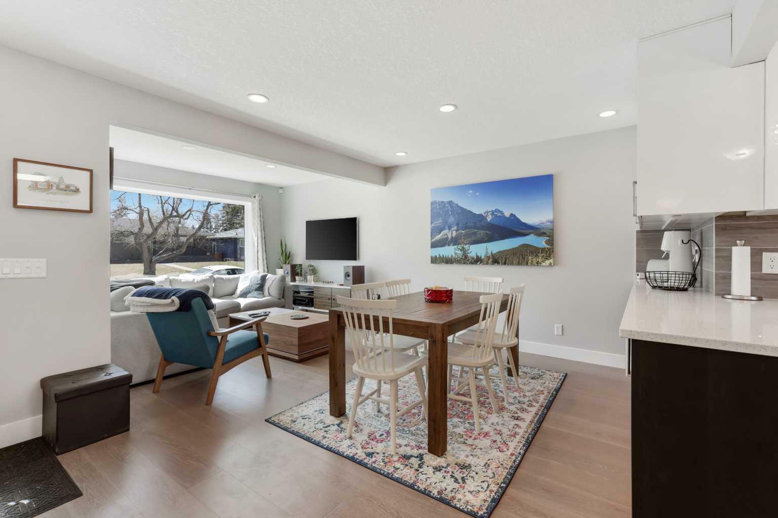 Property Photo: 60 Windermere Road SW AB T3C 3K5
