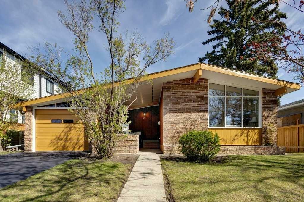 Property Photo: 2344 54 Avenue SW AB T3E 1M1