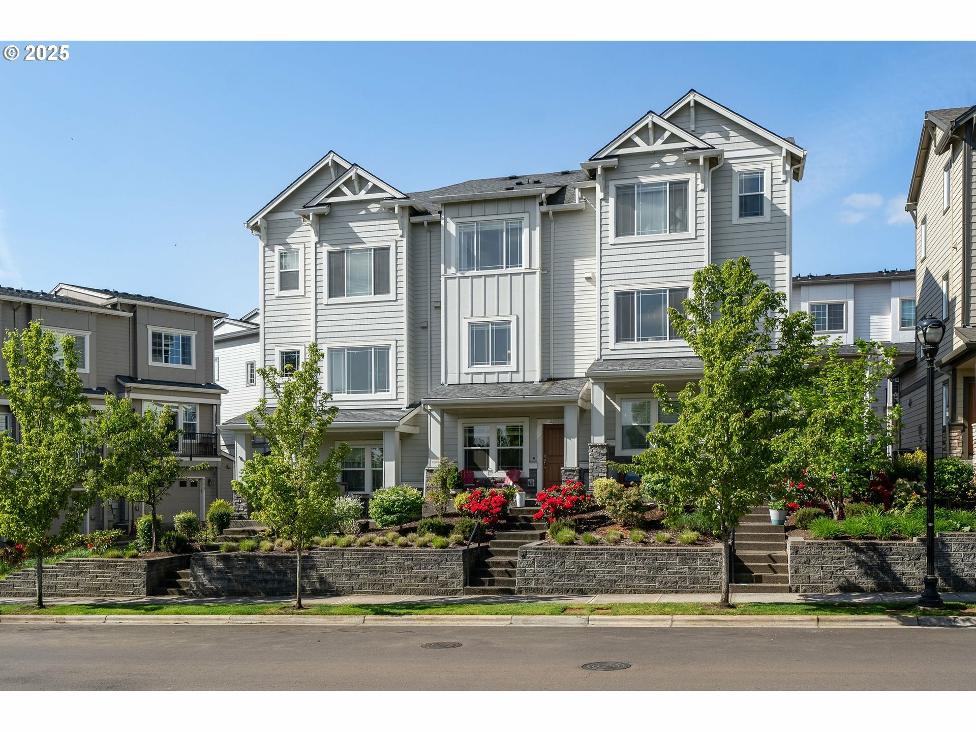 Property Photo: 28683 SW Orleans Ave OR 97070