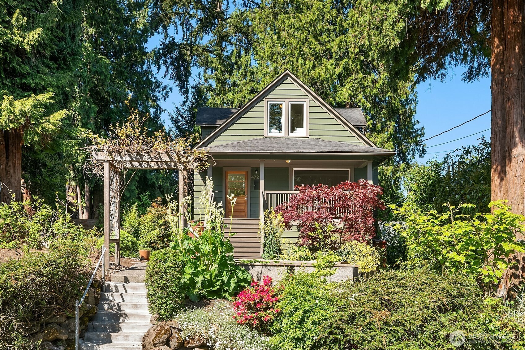 Property Photo: 4725 46th Avenue S WA 98118