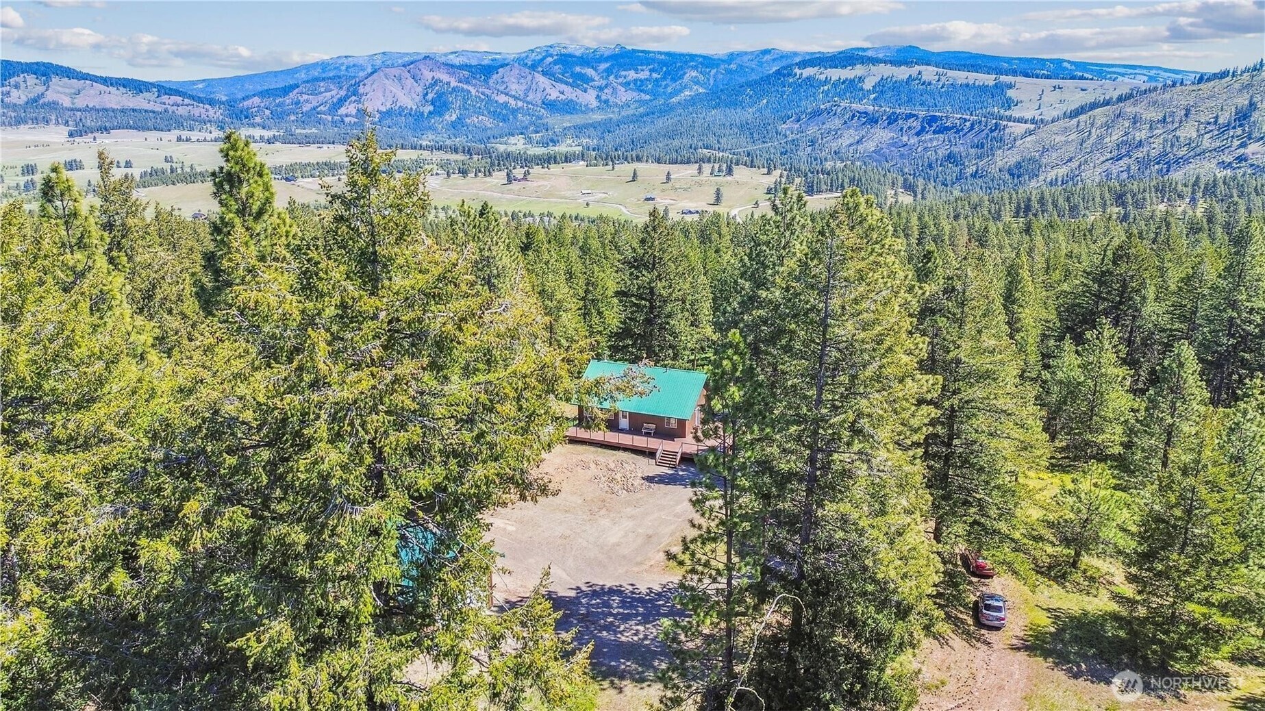 Property Photo:  701  Emerick Rd  WA 98922 