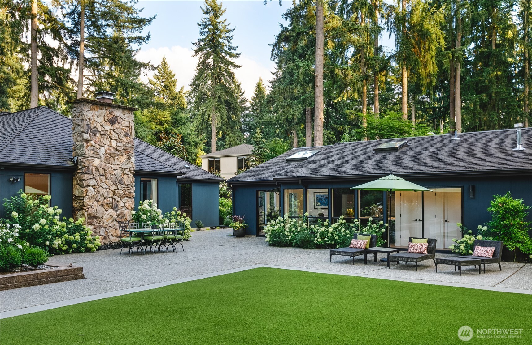 Property Photo: 13403 NE 33rd Lane WA 98005