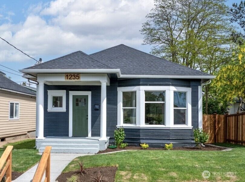Property Photo:  1235 S Ferry Street  WA 98405 